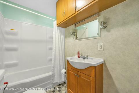 4482 North St, Holt, MI 48842 photo 22