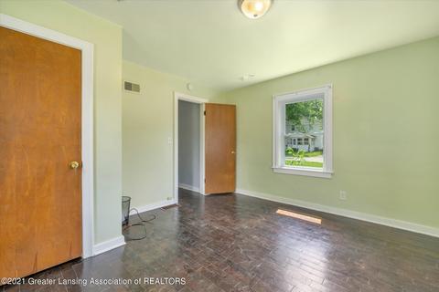 4482 North St, Holt, MI 48842 photo 19