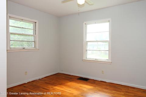 513 Maple Rdg, Albion, MI 49224 photo 11