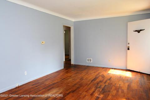 513 Maple Rdg, Albion, MI 49224 photo 4