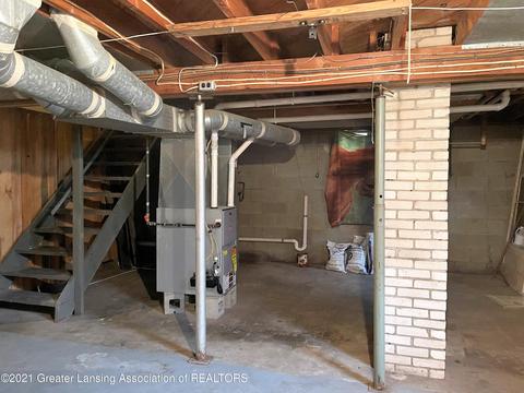 513 Maple Rdg, Albion, MI 49224 photo 18