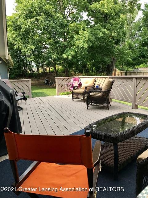 2100 Darby Dr, Lansing, MI 48906 photo 28