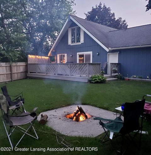 2100 Darby Dr, Lansing, MI 48906 photo 29