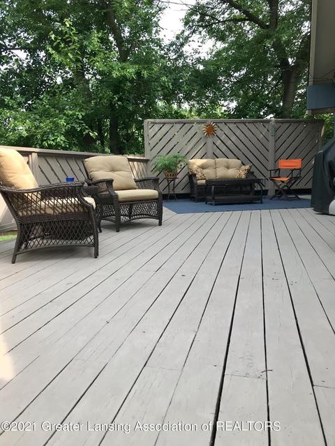 2100 Darby Dr, Lansing, MI 48906 photo 26