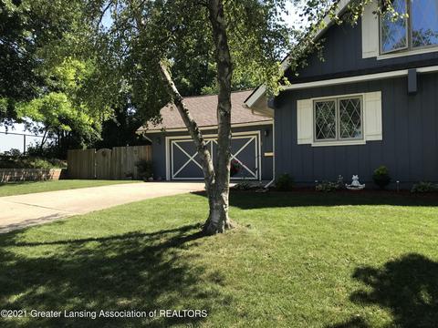2100 Darby Dr, Lansing, MI 48906 photo 34