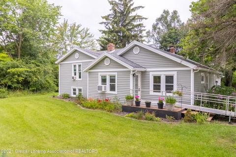 2102 Sandhill Rd, Mason, MI 48854 photo 2