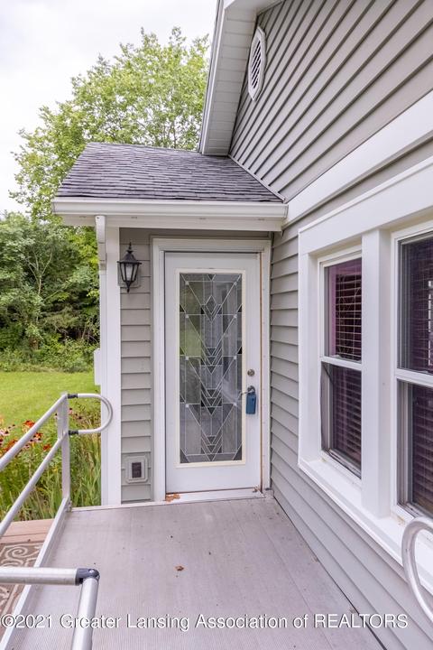 2102 Sandhill Rd, Mason, MI 48854 photo 6