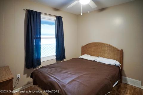 601 E Howe Ave, Lansing, MI 48906 photo 15