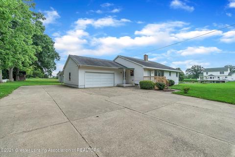 3928 Vanneter Rd, Williamston, MI 48895 photo 2