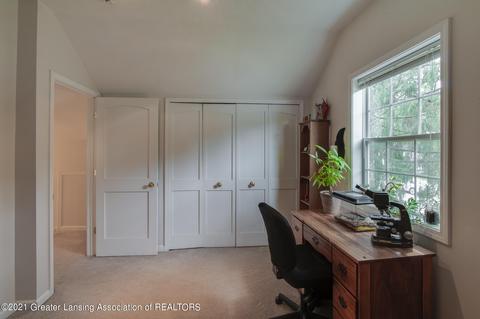 321 S Madison St, Perry, MI 48872 photo 18