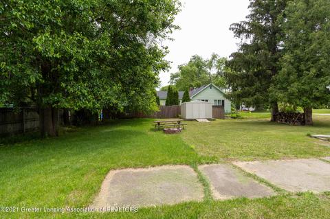 321 S Madison St, Perry, MI 48872 photo 37