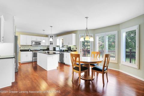 3922 Norway Pine Dr, Dewitt, MI 48820 photo 15