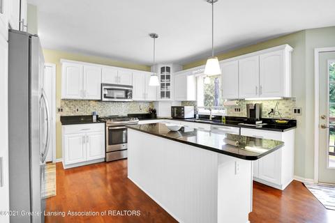 3922 Norway Pine Dr, Dewitt, MI 48820 photo 16