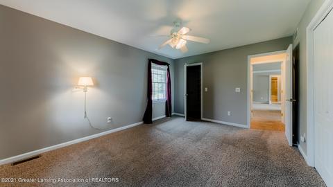 654 Earliglow Ln, Haslett, MI 48840 photo 15