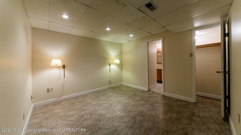 654 Earliglow Ln, Haslett, MI 48840 photo 26