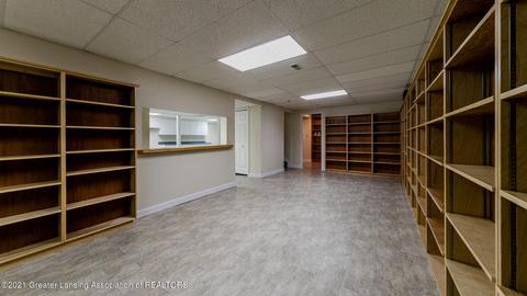 654 Earliglow Ln, Haslett, MI 48840 photo 22