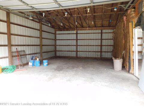 8193 Hunter, Bath, MI 48808 photo 21