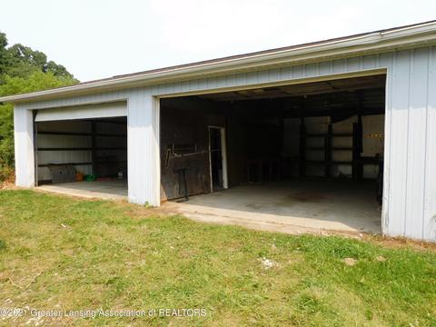 8193 Hunter, Bath, MI 48808 photo 20