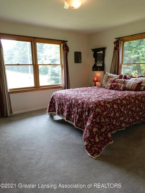 8193 Hunter, Bath, MI 48808 photo 11