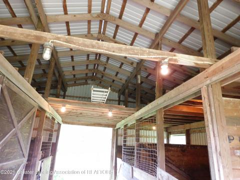 8193 Hunter, Bath, MI 48808 photo 16