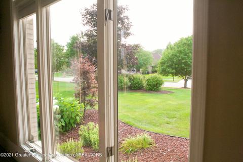 403 W Spring Meadows Ln, Dewitt, MI 48820 photo 13