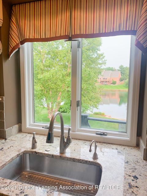 403 W Spring Meadows Ln, Dewitt, MI 48820 photo 33