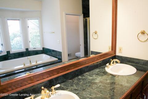 403 W Spring Meadows Ln, Dewitt, MI 48820 photo 20