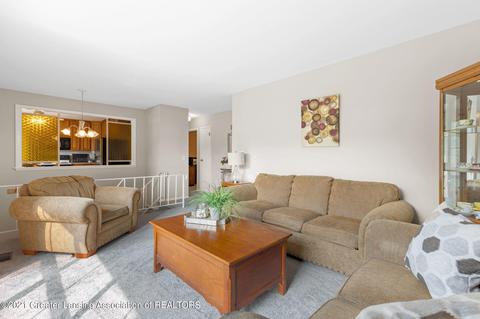 6252 Ridge St, Haslett, MI 48840 photo 4