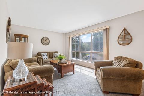 6252 Ridge St, Haslett, MI 48840 photo 3