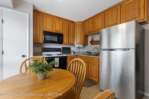6252 Ridge St, Haslett, MI 48840 photo 6
