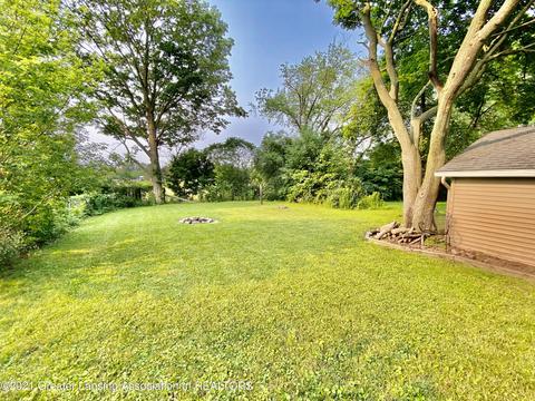 640 E Jolly Rd, Lansing, MI 48910 photo 22
