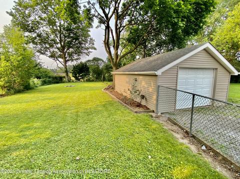 640 E Jolly Rd, Lansing, MI 48910 photo 23