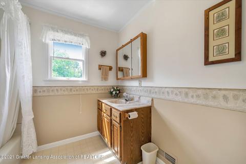 4483 W Britton Rd, Perry, MI 48872 photo 26