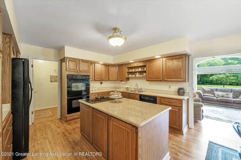 4483 W Britton Rd, Perry, MI 48872 photo 8