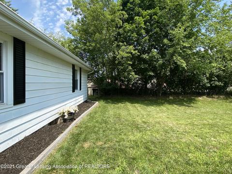 422 N Logan St, Dewitt, MI 48820 photo 15