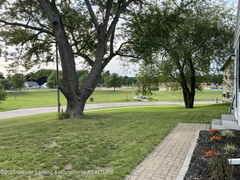 422 N Logan St, Dewitt, MI 48820 photo 18