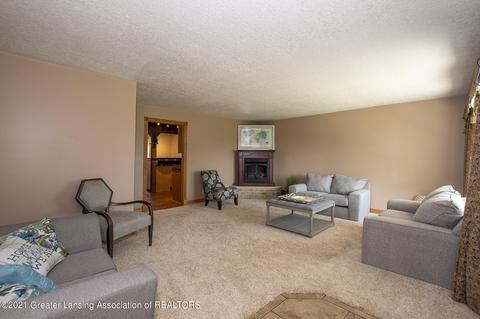 9399 W Chadwick Rd, Dewitt, MI 48820 photo 6