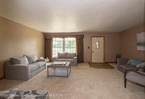 9399 W Chadwick Rd, Dewitt, MI 48820 photo 8