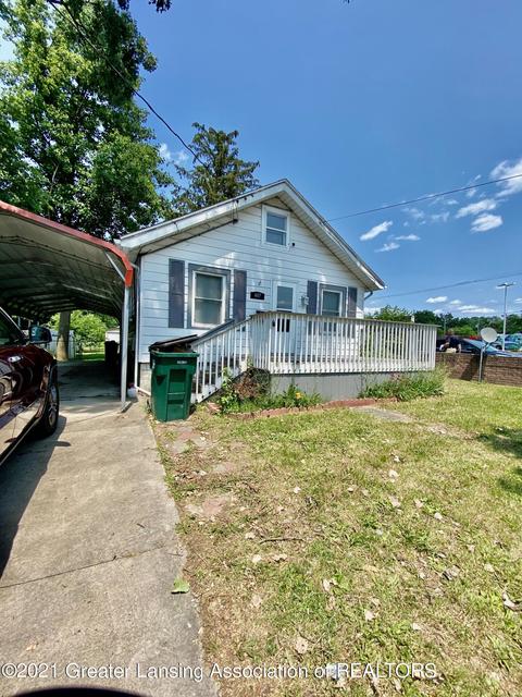 407 E Cavanaugh Rd, Lansing, MI 48910 photo 1