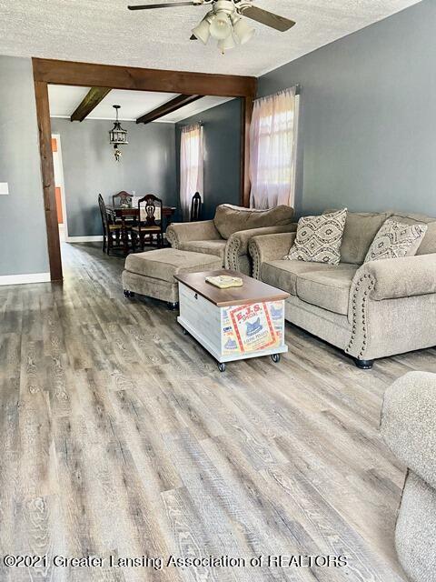 407 E Cavanaugh Rd, Lansing, MI 48910 photo 5
