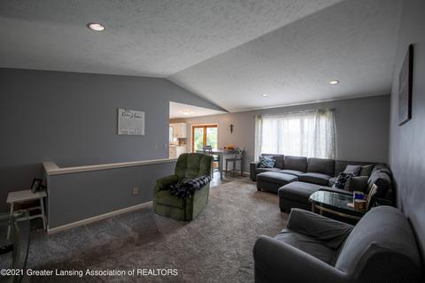 4450 E Townsend Rd, Saint Johns, MI 48879 photo 9