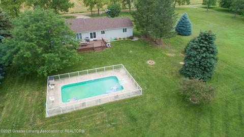 4450 E Townsend Rd, Saint Johns, MI 48879 photo 5