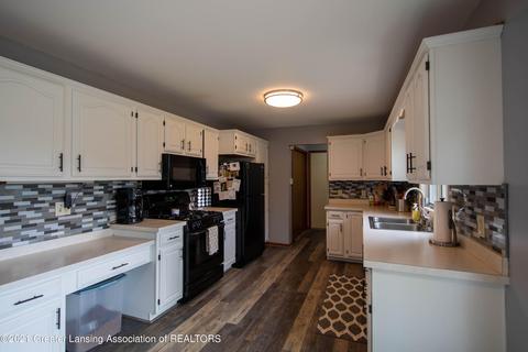 4450 E Townsend Rd, Saint Johns, MI 48879 photo 13