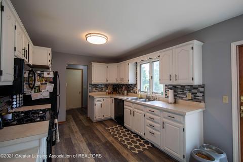 4450 E Townsend Rd, Saint Johns, MI 48879 photo 14