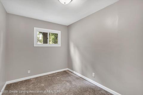 2083 Phillips Ave, Holt, MI 48842 photo 25