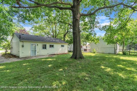 2083 Phillips Ave, Holt, MI 48842 photo 32