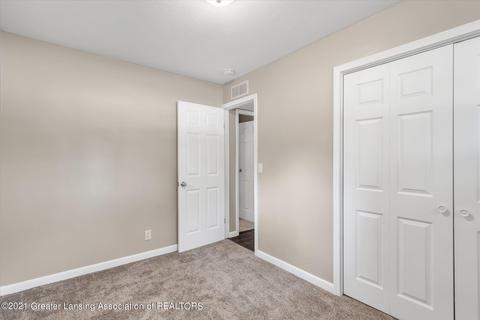 2083 Phillips Ave, Holt, MI 48842 photo 24