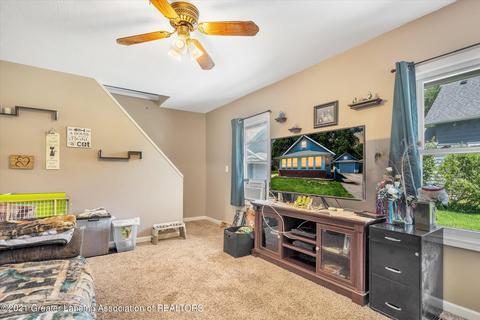 1901 Maple, Holt, MI 48842 photo 10