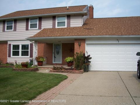 1338 Maycroft Rd, Lansing, MI 48917 photo 2