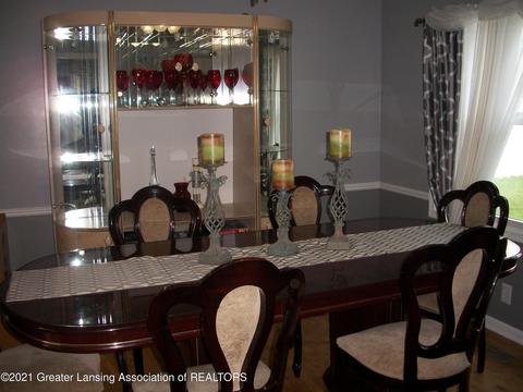 1338 Maycroft Rd, Lansing, MI 48917 photo 29
